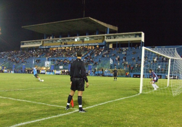 El Estadio Burgueño El eje de la discordia. Foto Maldonado.gub